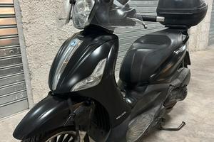 PIAGGIO BEVERLY 300 POLICE – ANNO 2018