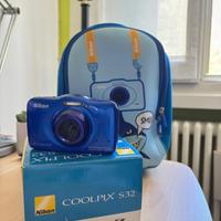 Nikon Coolpix S32 macchina fotografica blu