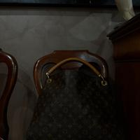 Borsa Louis Vuitton Artsy