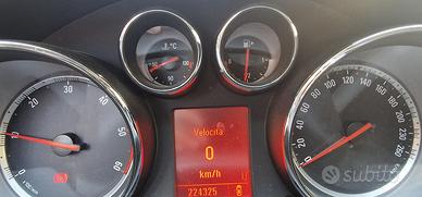 OPEL INSIGNA 
