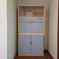 AFFASCINANTE CREDENZA IN STILE RETRÒ