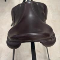 Sella da salto cavallo