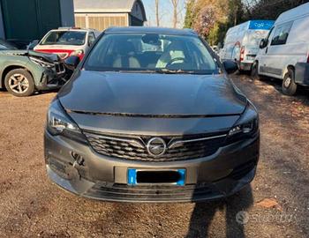 Opel Astra 1.5 Turbo Diesel 130 CV AT8 Business El