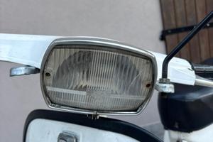 Vespa 50 special