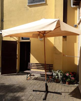 Ombrellone da Giardino in legno.