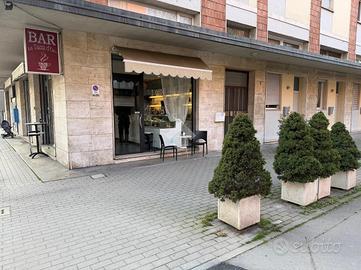 NEGOZIO A BOLOGNA