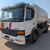 Cisterna Mercedes Atego 1523