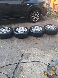 4 cerchi in lega 17" 5x127 ET35 7J Alcasting