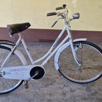 Bici donna ruote di 26" freni a bacchetta