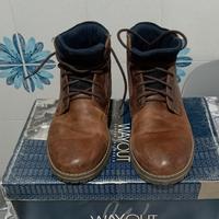 paia di scarpe varie