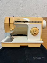 Macchina da cucire singer