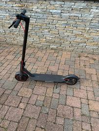Mi Electric scooter pro