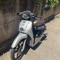 Aprilia scarabeo