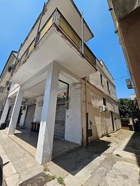 Stabile intero da ristrutturare - Policoro centro