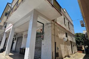 Stabile intero da ristrutturare - Policoro centro