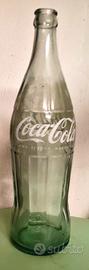 Bottiglia in vetro verde di Coca Cola anni 60