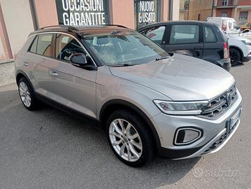 Volkswagen T-Roc 2.0 TDI 4.000 Km SCR 150 CV DSG