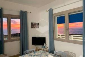 ESCLUSIVA - VILLA PANORAMICA FRONTE MARE