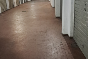 Box auto singolo viale Giulio Agricola