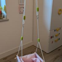 Altalena in stoffa rosa