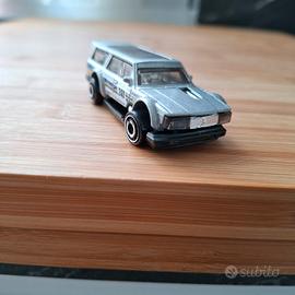 volevo 240 drift wagon hotweels  