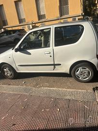 Vendita meravigliosa Fiat 600 iscritta all'Asi