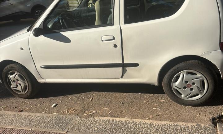 Vendita meravigliosa Fiat 600 iscritta all'Asi