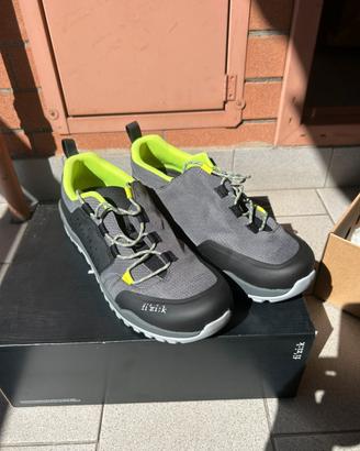 Fizik Terra Ergolace X2 Flat 43 1/2 (28cm)