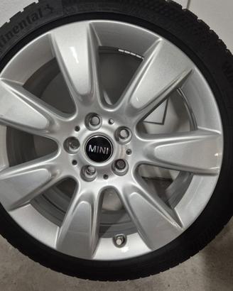 Cerchi Mini Cooper da 17" con sensori pressione