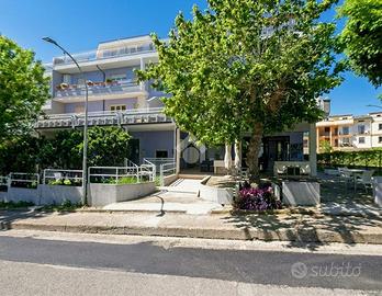 4 LOCALI A CASALBORDINO