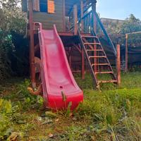 PARCO GIOCHI CASETTA IN LEGNO