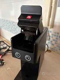 Macchinetta del caffè ILLY