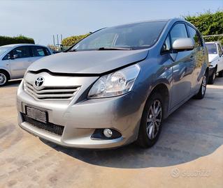 TOYOTA VERSO - SIGLA MOTORE 1AD FTV - 1998CC 93KW 