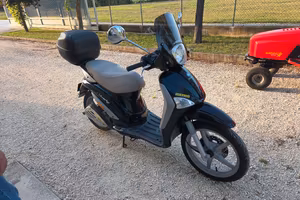 motorino aprilia scarabeo 50