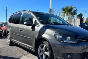 Volkswagen Touran 1.6 TDI DSG Comfortline