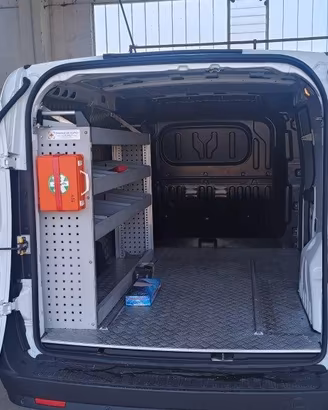 FIAT Doblo SOLO LE SCAFFALATURE COMPRESI PANNELL