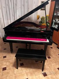 Pianoforte Yamaha G2