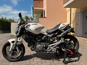 Ducati Monster 696 + prezzo trattabile