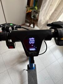 Monopattino aprilia