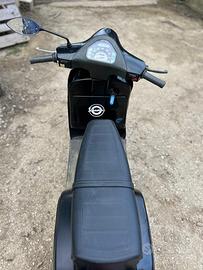 VESPA 50