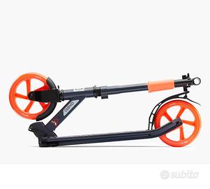 Monopattino oxelo con cavalletto laterale