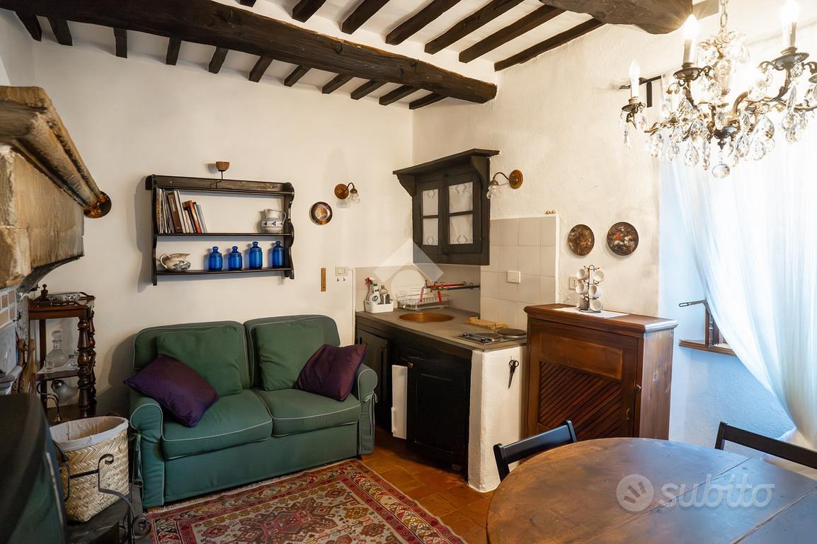 2 LOCALI A MANCIANO - Vista 3