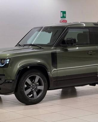 Defender - (2019) LAND ROVER 90 3.0D I6 200...