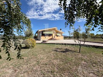 Villa singola Latina [Cod. rif 3342834VRG]