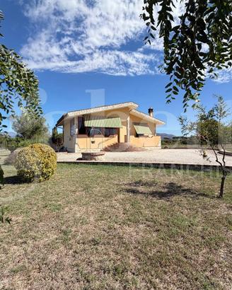 Villa singola Latina [Cod. rif 3342834VRG]