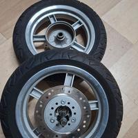 Cerchi per Lambretta pato Ln 125 e ricambi vari.