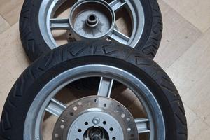 Cerchi per Lambretta pato Ln 125 e ricambi vari.