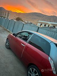 Lancia ypsilon 