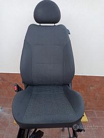 Interni Opel Corsa 2003