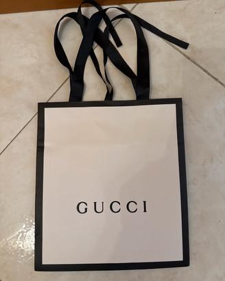 Busta gucci